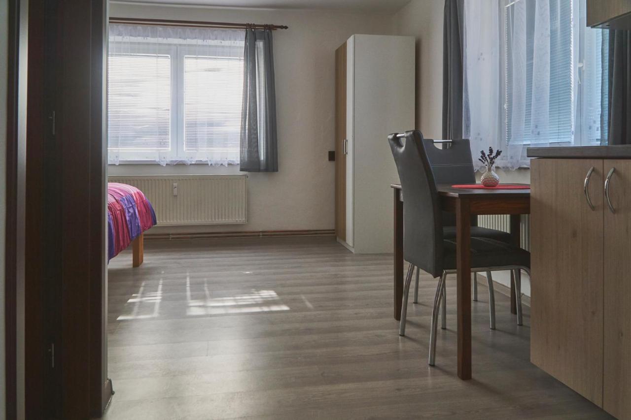Apartmany Marjanka Jenisovice  Exterior foto